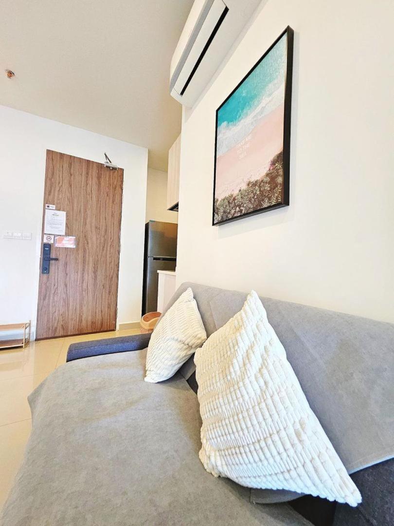 Summer Studio Apartment At Kota Kinabalu City Centre Bagian luar foto