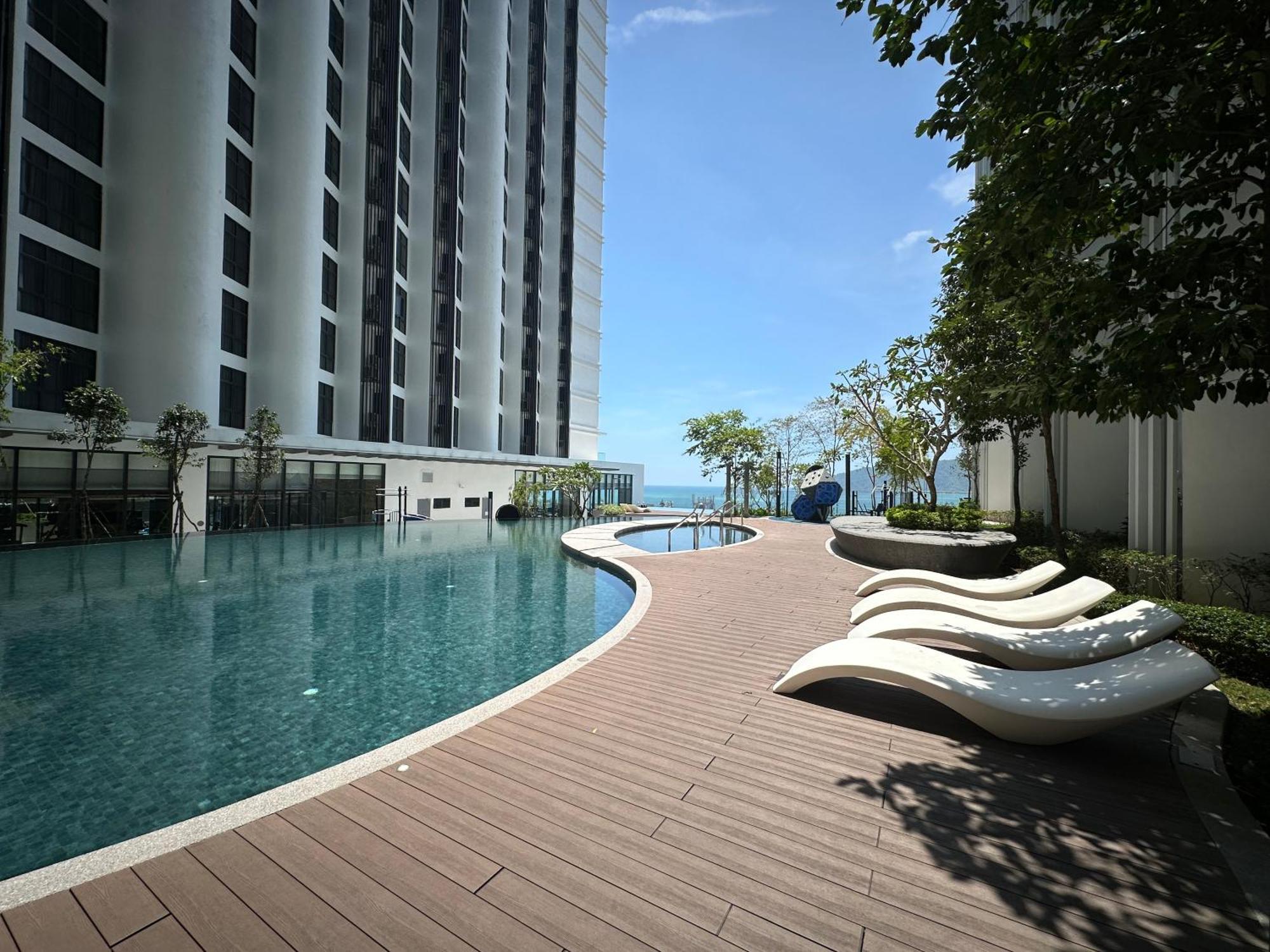 Summer Studio Apartment At Kota Kinabalu City Centre Bagian luar foto