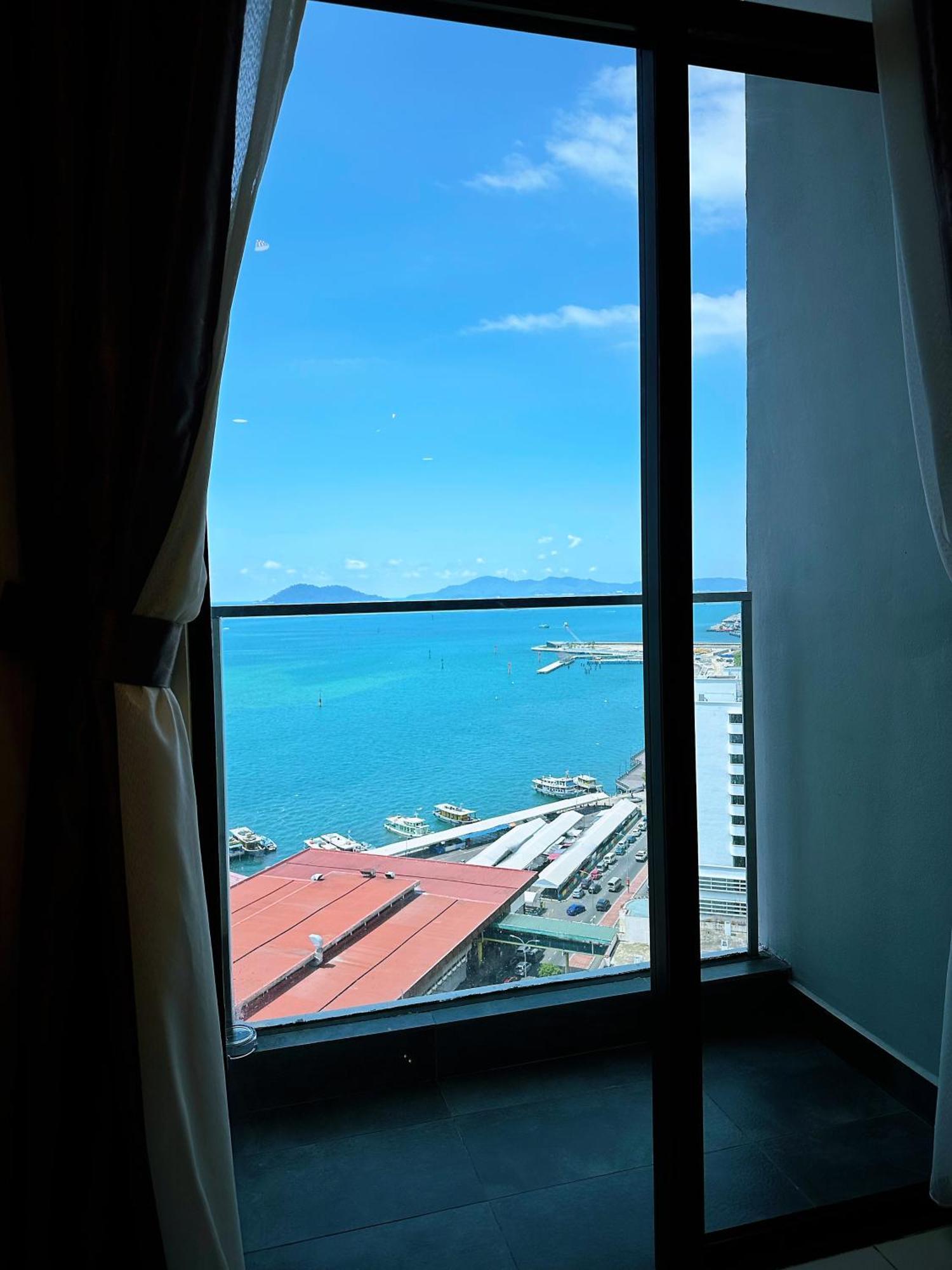 Summer Studio Apartment At Kota Kinabalu City Centre Bagian luar foto